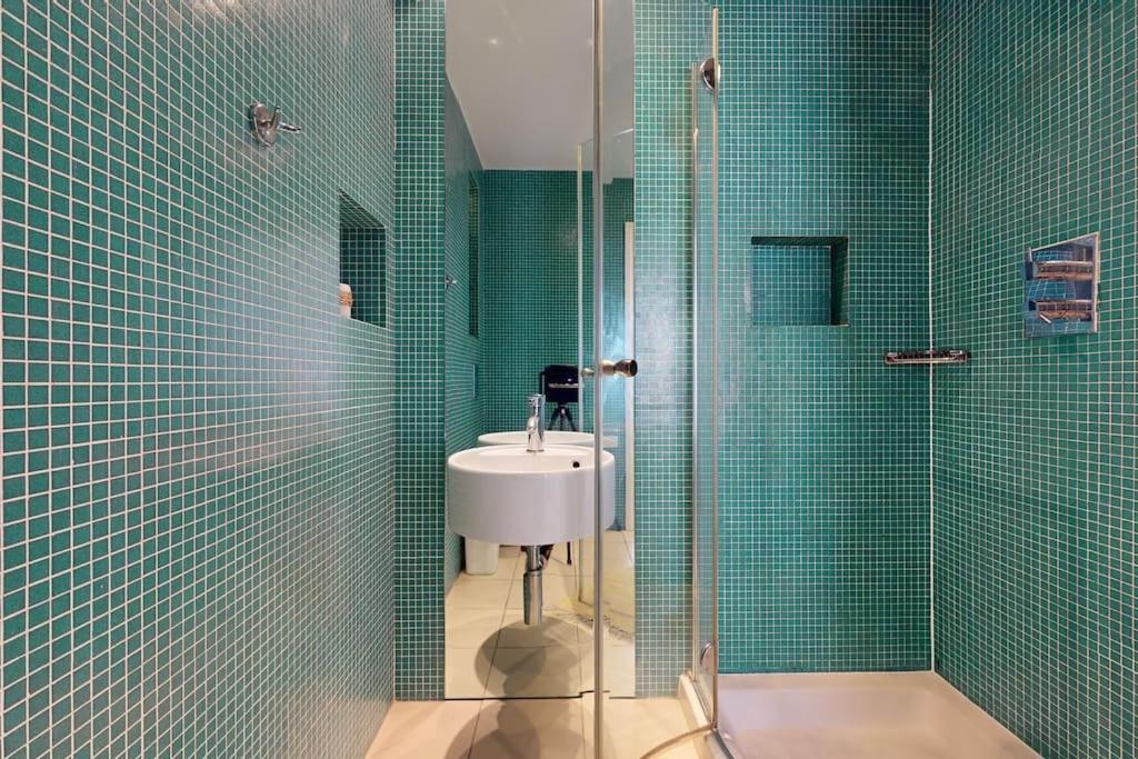 Appartamento Charming And Bright Flat In Paddington! Londra